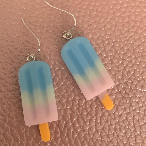 Pinup style Popsicle earrings on Sterling silver hook - Picture 6 of 8